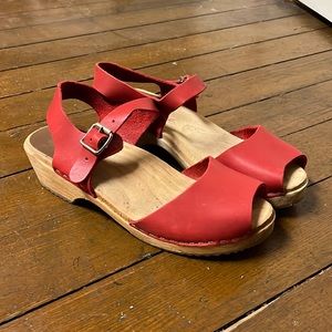 MIA red peep toe wooden seedish clogs sandals